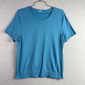 ATHLETA In Motion Seamless Perforated Tee in Pacific Blue Medium